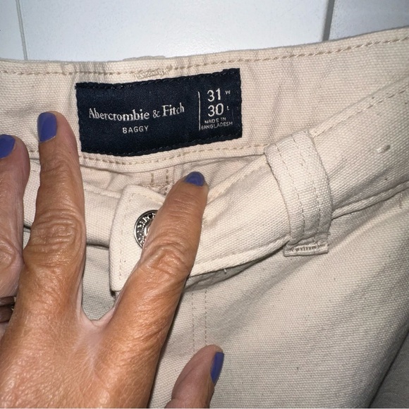 Abercrombie & Fitch Cream Cargo Pants - Picture 4 of 5